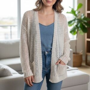 Mossimo Supply Co. Women's Soft and Comfortable Cream Cardigan